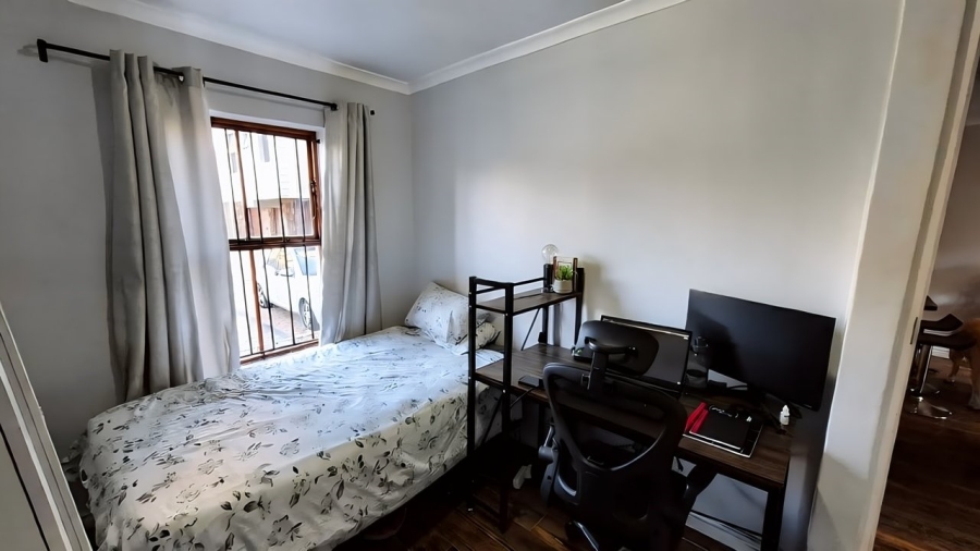 To Let 2 Bedroom Property for Rent in Table View Western Cape